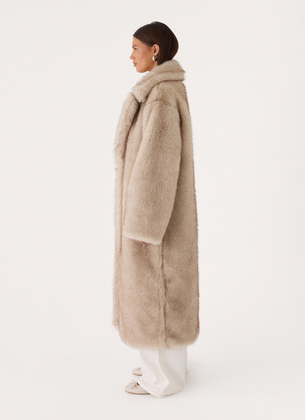 aspen avenue faux fur coat natural