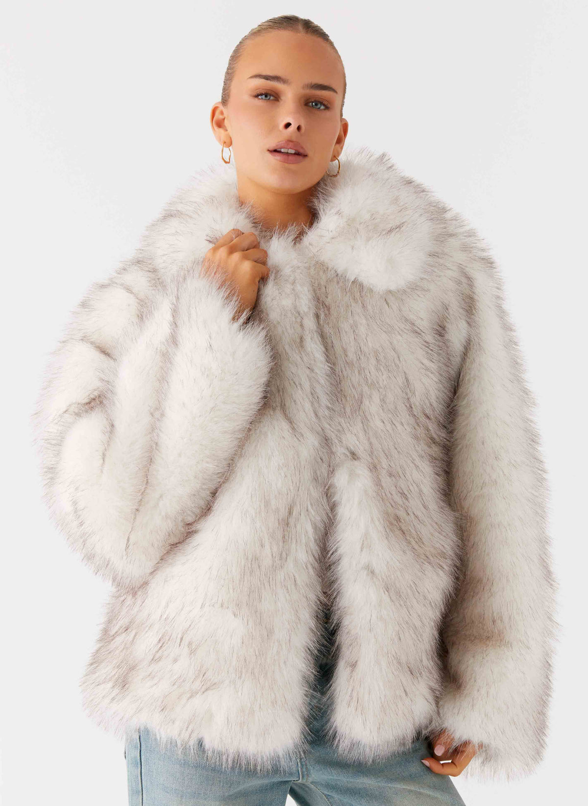 novera faux fur jacket white grey